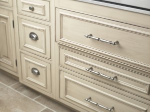 Top Knobs Decorative Pull