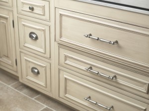 Top Knobs Decorative Pull